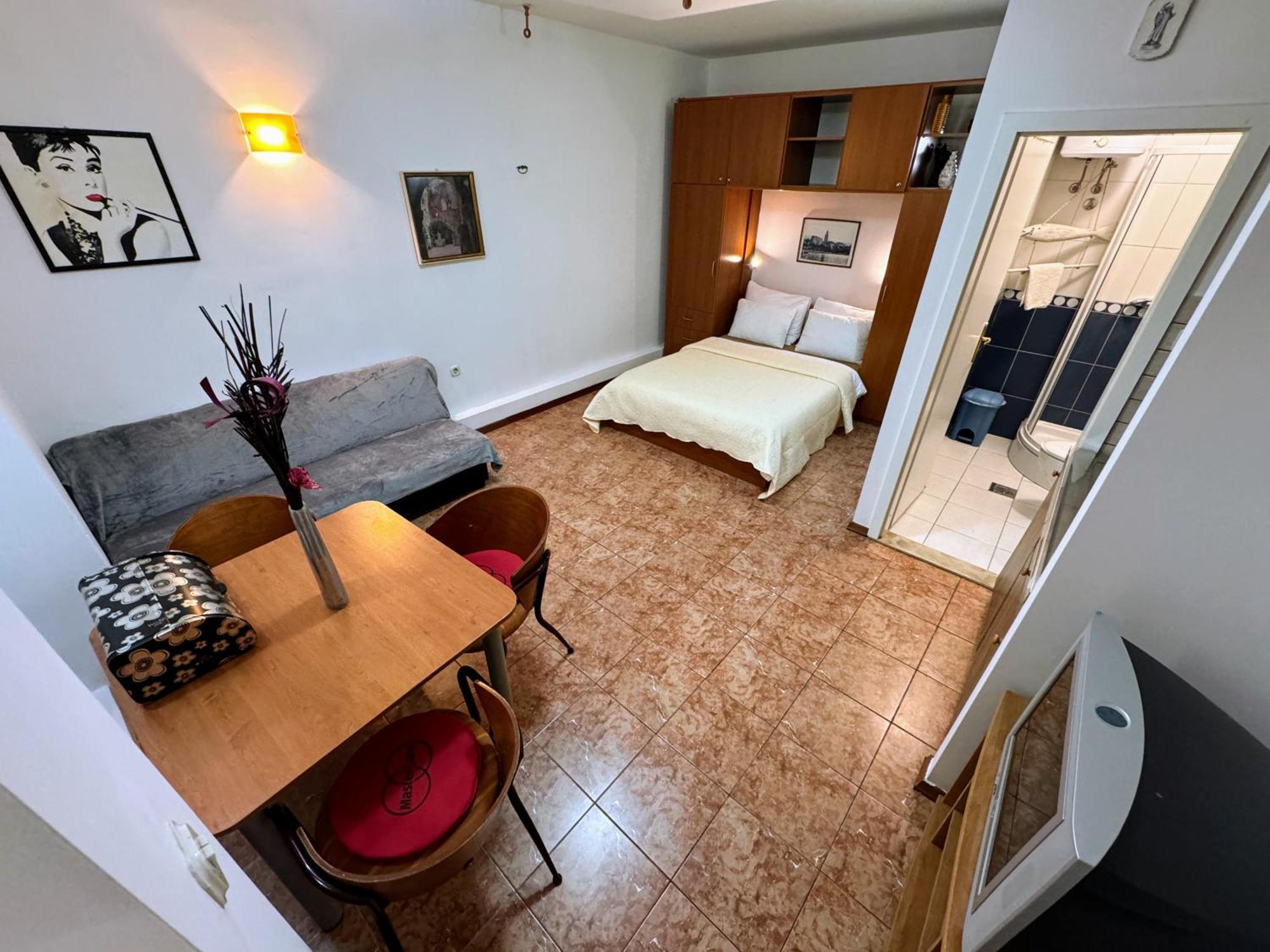 Grgur Studio Apartments 斯普利特 外观 照片