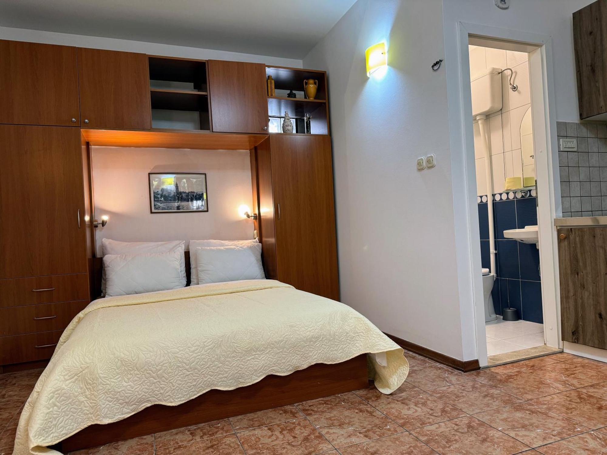 Grgur Studio Apartments 斯普利特 外观 照片