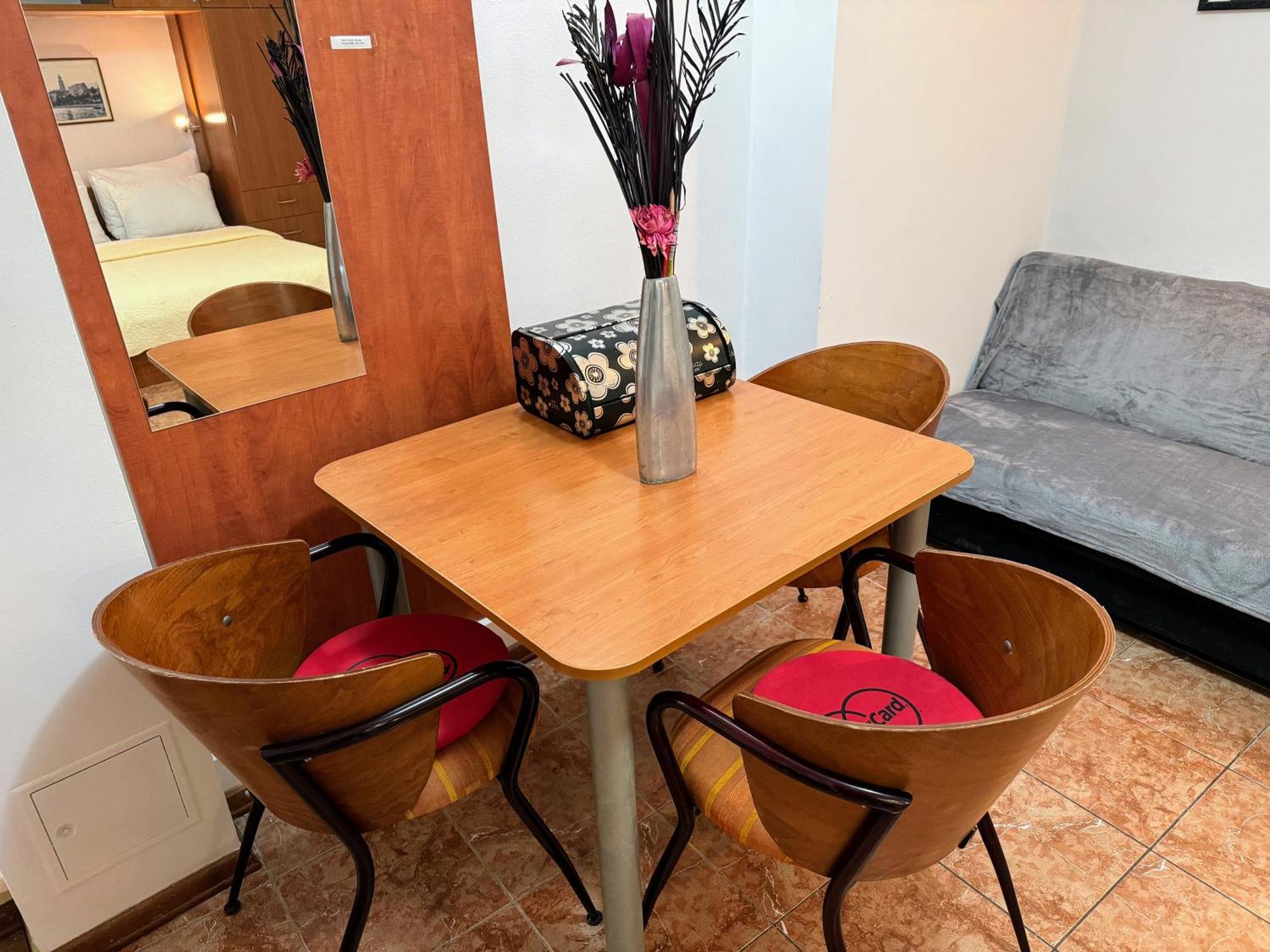 Grgur Studio Apartments 斯普利特 外观 照片